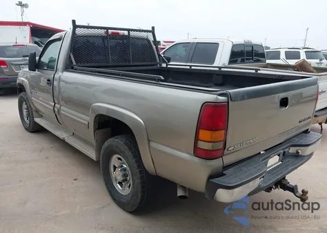 2002 Chevrolet Silverado 2500Hd Ls from USA, damaged, VIN 1GCHC24UX2Z112497